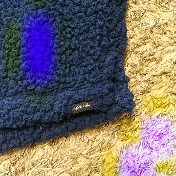 #385NWT Pink by Victoria's Secret oversize hoodie. Size: Medium - Picture 2 of 5